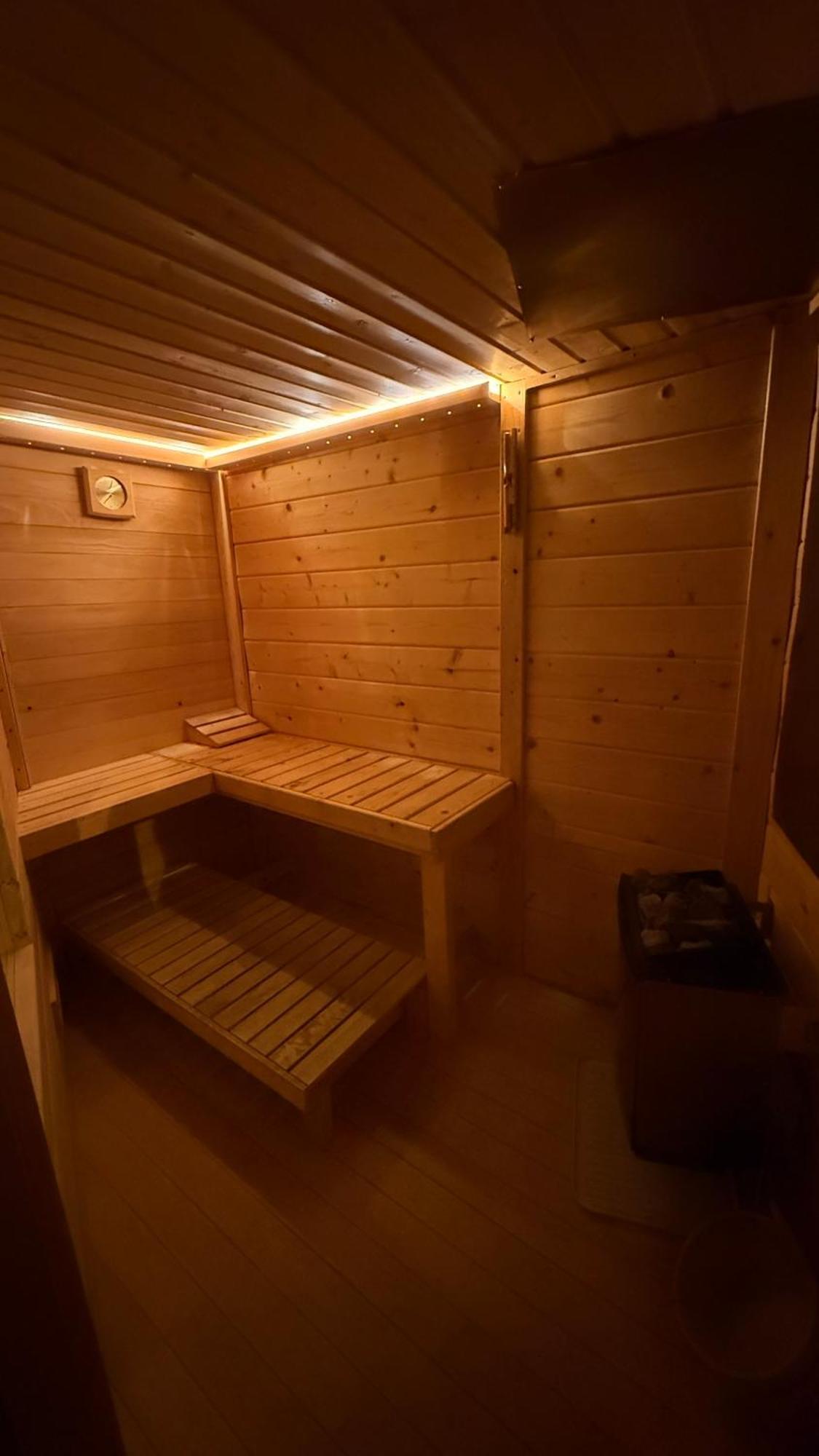 Guest House Alpha Ski Camp Яхорина Екстер'єр фото