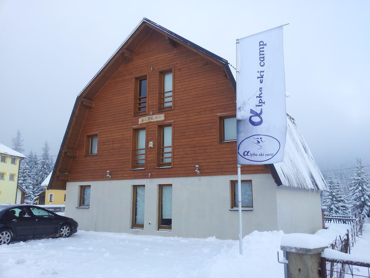 Guest House Alpha Ski Camp Яхорина Екстер'єр фото