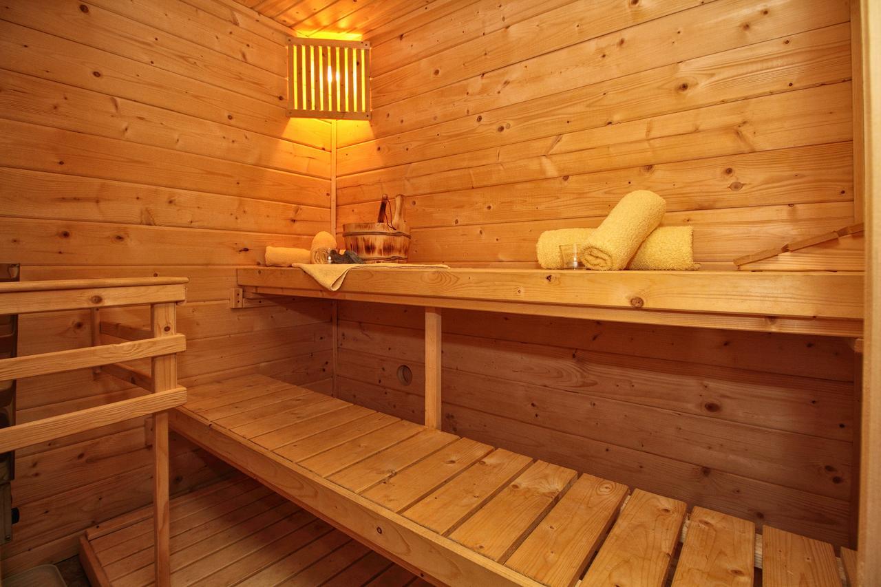 Guest House Alpha Ski Camp Яхорина Екстер'єр фото